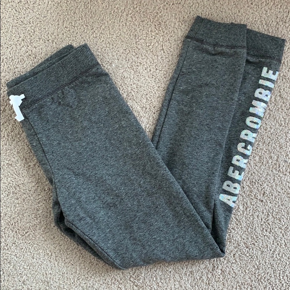 🔹NWT🔹 Abercrombie kids sweatpants
